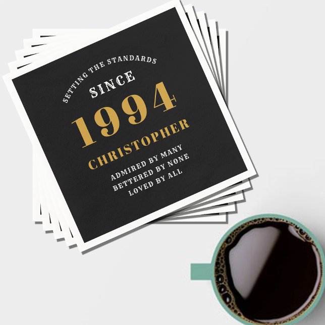Servilleta De Papel 30.º cumpleaños 1994 Oro Negro (Black and gold personalized 30th birthday paper napkins. )