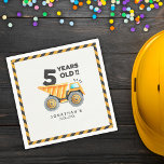 Servilleta De Papel 5th birthday boy construction theme<br><div class="desc">Lindo diseño de servilleta para cumpleaños de 5 años de tu hijo con tematica de camiones de construcion. El diseño cuenta con un lindo camion de construccion en acuarela de color amarilla que lleva de carga el nume 5. Esta Linda servilleta se personalizar con los datos de tu hijo.</div>