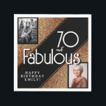 Servilleta De Papel 70 y Fabulous Gold Purpurina 2 Photo 70th Birthday<br><div class="desc">70 y Fabulous Gold Purpurina 2 Nápoles de la fiesta de cumpleaños número 70. Diseño elegante en tonos dorados y dorados. Purpurina de oro falso y 2 fotos de personalizados. Añade tus fotos - puedes usar una foto antigua y una nueva. Añade tu nombre y edad.</div>