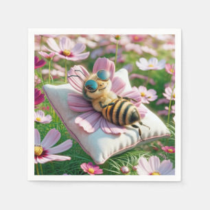 Servilleta De Papel Abeja melífera descansando en una almohada