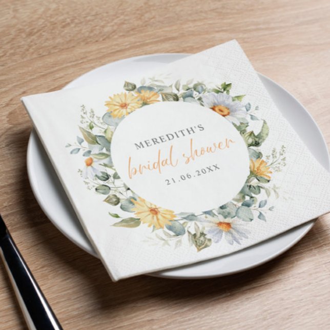Servilleta De Papel Acuarela suave Daisy Wildflowers Ducha de novia (Bridal shower rustic floral botanical themed napkins. with Yellow flowers and dasies and greenery)