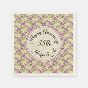 Servilleta De Papel Aniversario de violetas púrpuras en amarillo pál