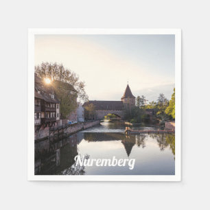 Servilleta De Papel Atardecer sobre el viejo puente medieval en Nuremb