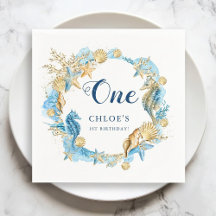 Azul y oro bajo el cumpleaños del mar