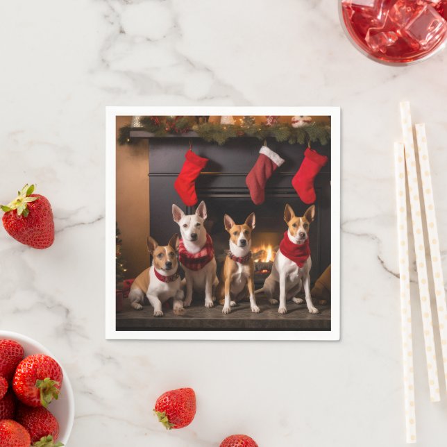 Servilleta De Papel Basenji junto a la chimenea Navidad (In situ)