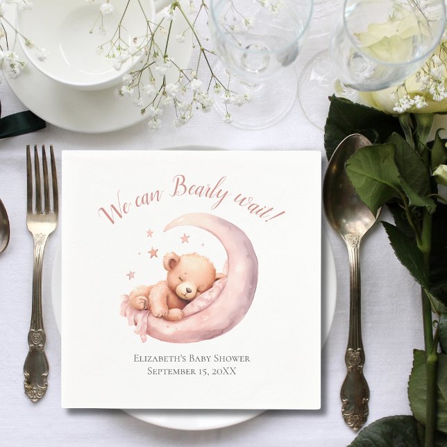Servilleta De Papel Bebé Chica Oso Rosa Moon Bearly Wait Baby Shower (Baby Girl Baby Shower Napkin. 
 We can Bearly Wait. Bear sleeping in crescent moon. Pink)