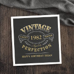 Servilleta De Papel Black Gold Vintage Aged To Perfection cumpleaños N<br><div class="desc">Vintage negro y dorado de diversión envejecido a la perfección servilletas de cumpleaños para los hombres,  genial para cualquier celebración de cumpleaños de edad,  u otras ocasiones. Personalizado con tu propio texto.</div>