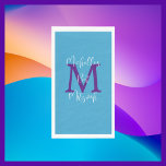 Servilleta De Papel Blue Purple White Bat Mitzvah Nombre Monograma<br><div class="desc">Esta toalla de papel puede ser cualquier color de fondo que seleccione. El fondo predeterminado es azul; Nombre y evento (Bat Mitzvah) es la tipografía de escritura sofisticada en blanco, el monograma es púrpura. "crea la tuya propia". Los clientes apreciarán las toallas disponibles a mano. Todos los derechos reservados ©...</div>