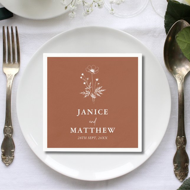 Servilleta De Papel Boda Boho Terracota de Flor Silvestre Rústica (Rustic wildflower terracotta boho wedding napkins add charm and a personal touch to tables)