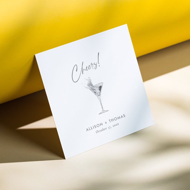 Servilleta De Papel Boda de Champán y de Plata Personalizada (Personalized Silver Cheers & Champagne Wedding Napkins)