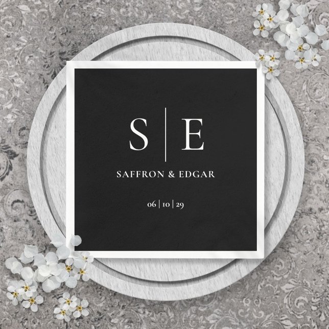 Servilleta De Papel Boda De Monograma Moderno Blanco Y Negro (Black And White Modern Monogram Wedding Napkins)
