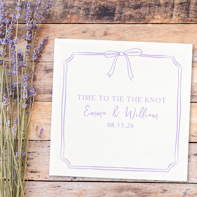 Servilleta De Papel boda elegante de Moda de Lavanda Bow (Lavender napkins with a chic bow design—perfect to "Tie the Knot" in style. Personalize yours today!)