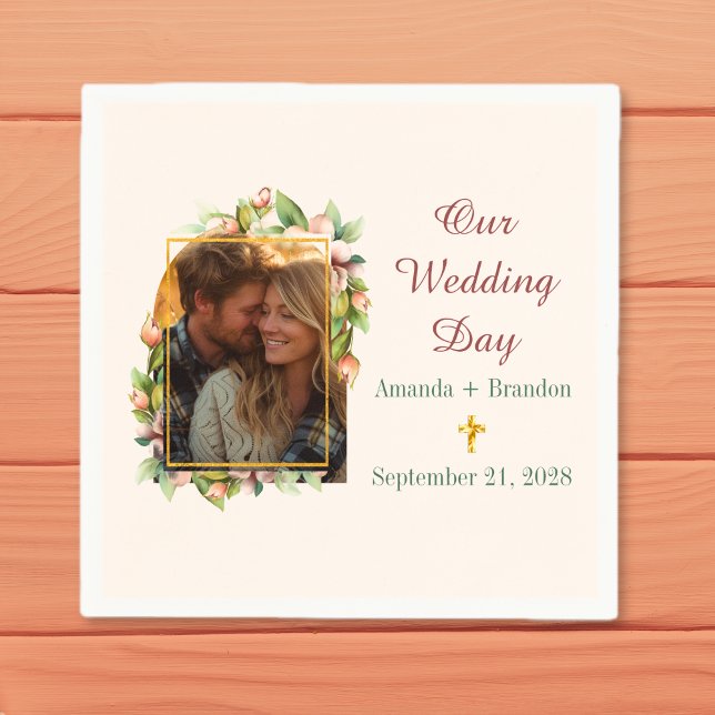 Servilleta De Papel Boda fotográfico de la Cruz Cristiana Boho Floral  (Boho Christian Cross Floral Arch Photo Wedding Napkins)