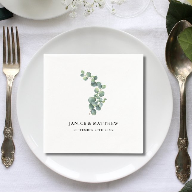 Servilleta De Papel Boda Rústica Botánica con Verde de Eucalipto (Rustic eucalyptus greenery napkins add natural charm and a personal touch to your wedding tables.)