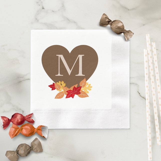 Servilleta De Papel Caer Monograma Ducha nupcial o Boda (Fall Leaves Monogram Heart Paper Napkins for Fall in Love Bridal Shower or Fall Wedding)