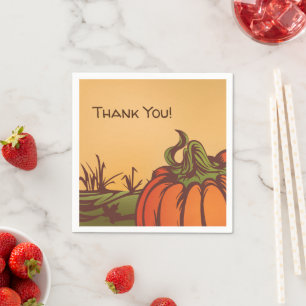 Servilleta De Papel Calabaza solitaria en el campo. Caen las hojas del