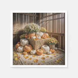 Servilleta De Papel Calabazas De Otoño En Un Heno