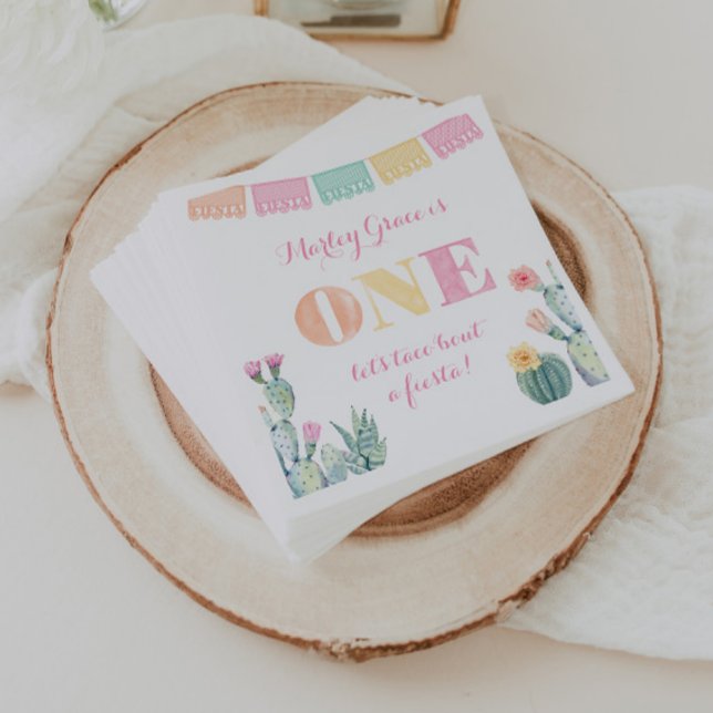 Servilleta De Papel Chica Primer Fiesta de cumpleaños, Taco acerca de  (Mexican fiesta 1st birthday theme for baby girl with cactus and colorful papel picado)