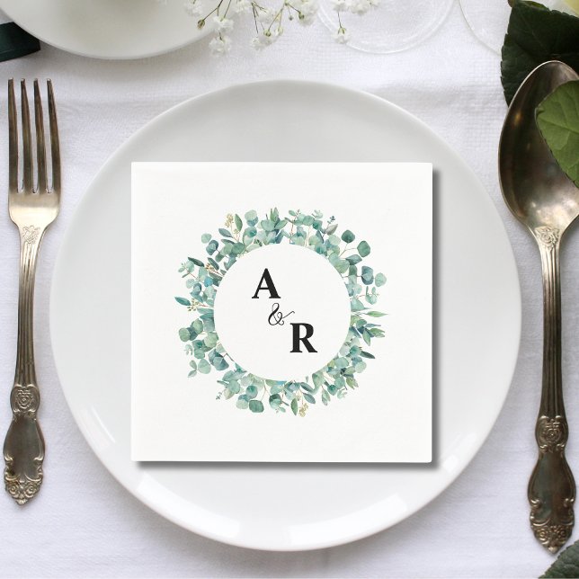 Servilleta De Papel Cóctel de Boda Personalizado con Monograma de Euca (Eucalyptus personalized monogram wedding cocktail napkins add fresh elegant charm to receptions.)