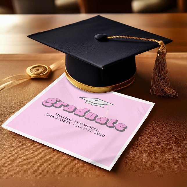 Servilleta De Papel Cóctel Personalizado de la fiesta de graduación de (Pink retro graduation cocktail napkin)