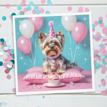 Cumpleaños de adorable Yorkie rosa