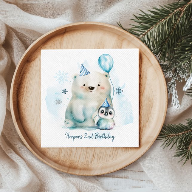 Servilleta De Papel Cumpleaños de Invierno de Pingüino y Oso Polar (Get ready to turn up the coolness at your little cub's winter birthday party with this design.)