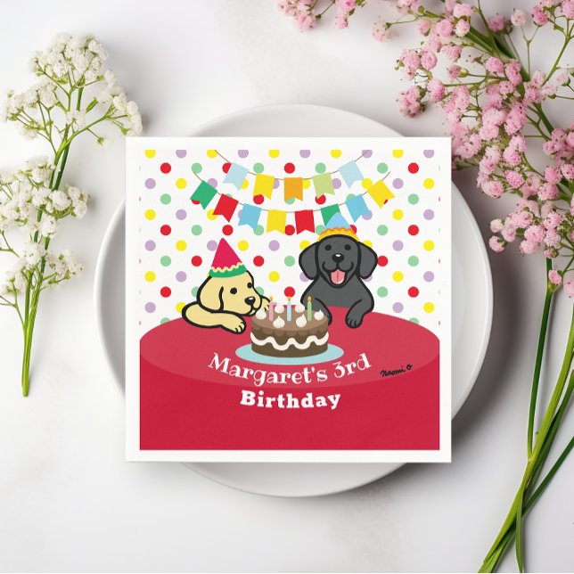 Servilleta De Papel Cumpleaños de los labradores negros y amarillos pe (Personalized Black and Yellow Labradors Birthday Paper Napkins for dog lovers birthday party.)
