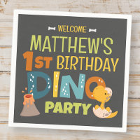 Cumpleaños de un niño de dinosaurio chino moderno