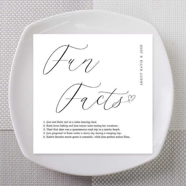 Servilleta De Papel Datos Divertidos de Boda con Corazón Elegante (Elegant Heart Accent Fun Facts Personalized Wedding Napkins)