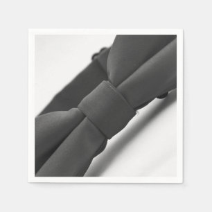 Servilleta de papel de corbata negra elegante