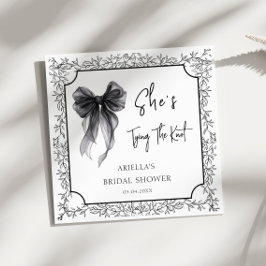 Servilleta De Papel Despedida de soltera con lazo negro Ella se está c