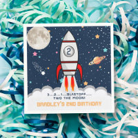 Dos el segundo cumpleaños del barco de cohete luna