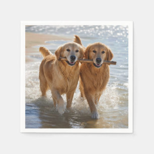 Servilleta De Papel Dos Golden Retrievers llevando un palo