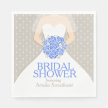 Ducha de novia vestido con toallas grises azules