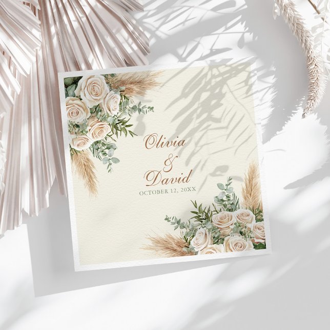 Servilleta De Papel Elegant Beige Pampas Grass Wedding Napkins (Elegant Beige Pampas Grass Wedding Napkins on a sunny table with dry neutral botanicals)