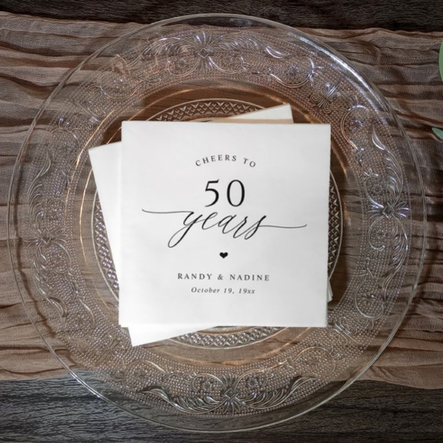 Servilleta De Papel Elegant Cheers 50th Wedding Anniversary Party (Black and white cheers to 50 years cocktail napkins with elegant script)