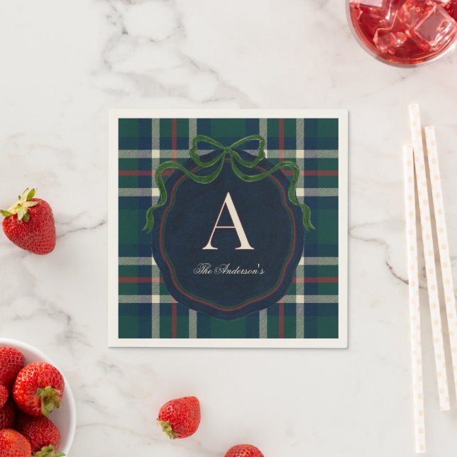 Servilleta De Papel Elegant Preppy Plaid Monogram Christmas (In situ)
