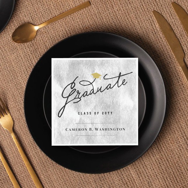 Servilleta De Papel Elegante Fiesta de Graduado de Relieve metalizado  (Stylish Graduate Script Silver Foil Modern Graduation Party Paper Napkin @ zazzle.com/color_therapy)