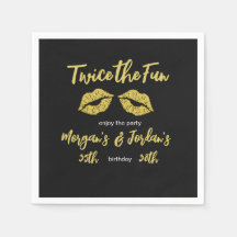 Elegantes parejas de oro negro Besos de oro conjun