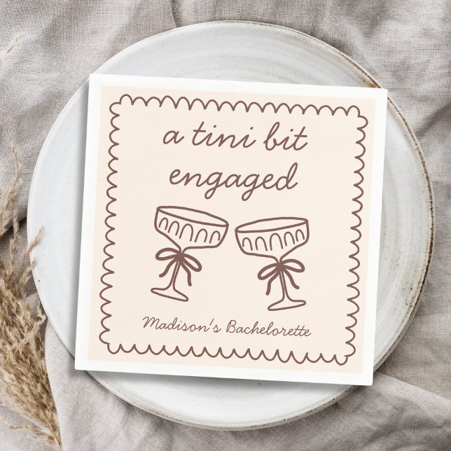 Servilleta De Papel Espresso Martini Bachelorette (A Tini Bit Engaged Espresso Martini Bachelorette Napkins)