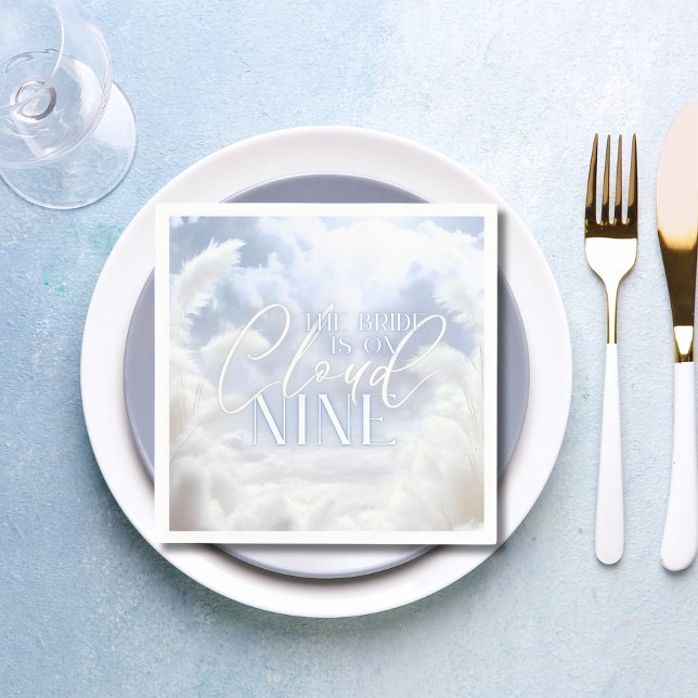 Servilleta De Papel Está en la Nueve Nueve Ducha de Novias de Pampas B (She is On Cloud Nine 9 White Pampas Bridal Shower Napkins)