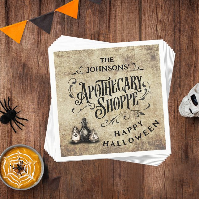 Servilleta De Papel Feliz Halloween personalizado  (Happy Halloween Paper Napkin with Custom Family Name and Apothecary Shoppe design)