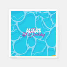 Fiesta de cumpleaños en la piscina