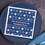Servilleta De Papel Fiesta del Personalizado del patrón de Cute Hanukk<br><div class="desc">Hermosas toallas de fiesta Hanukkah en azul bonito con un fresco patrón de estrella del judaísmo,  ideal para divertidos juegos de Chanukah,  y la menorah judía para una cena o reunión de vacaciones con tu sinagoga.</div>