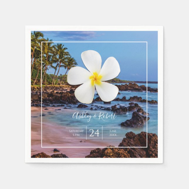 Servilleta De Papel Flor blanca de Plumeria con playa tropical, (Anverso)