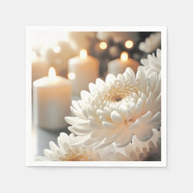 Servilleta De Papel Flor de Crisantemo Blanco y Velas (Anverso)