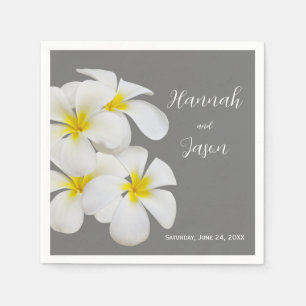 Servilleta De Papel Flores blancas de Frangipani, en gris medio, Boda