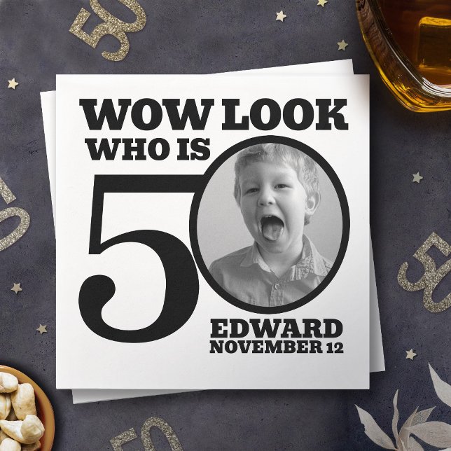 Servilleta De Papel Fotos de 50 años en blanco y negro, quién es (Subido por el creador)