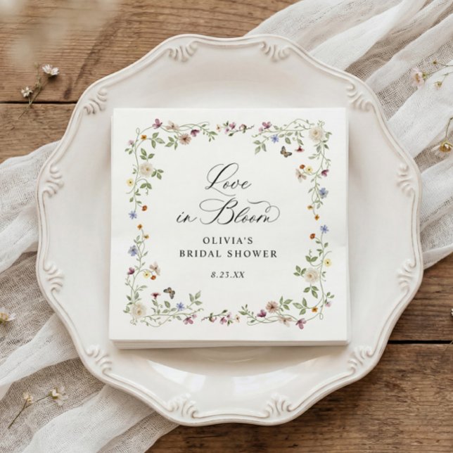 Servilleta De Papel French Wildflower Love in Bloom Bridal Shower (Bridal shower napkins with French wildflower design and love is in bloom floral script)