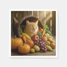 Gato Rojizo En Una Cornucopia De Acción De Gracias